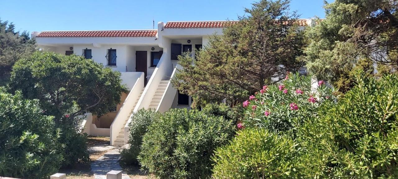 Residence Baia Santa Reparata Santa Teresa Gallura Buitenkant foto