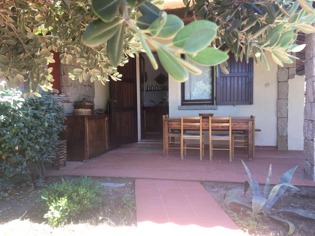 Residence Baia Santa Reparata Santa Teresa Gallura Buitenkant foto