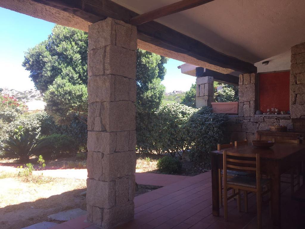 Residence Baia Santa Reparata Santa Teresa Gallura Buitenkant foto