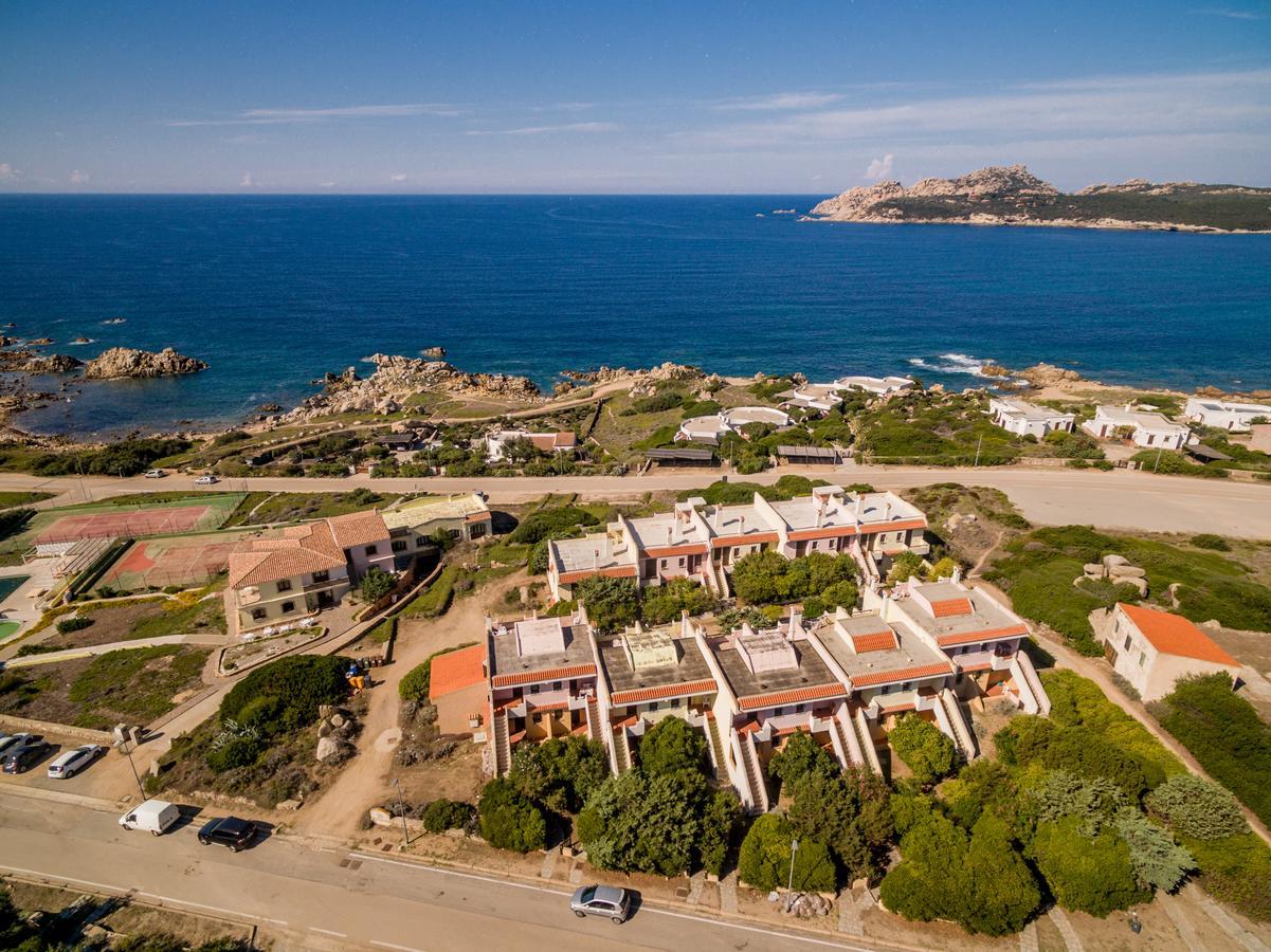 Residence Baia Santa Reparata Santa Teresa Gallura Buitenkant foto